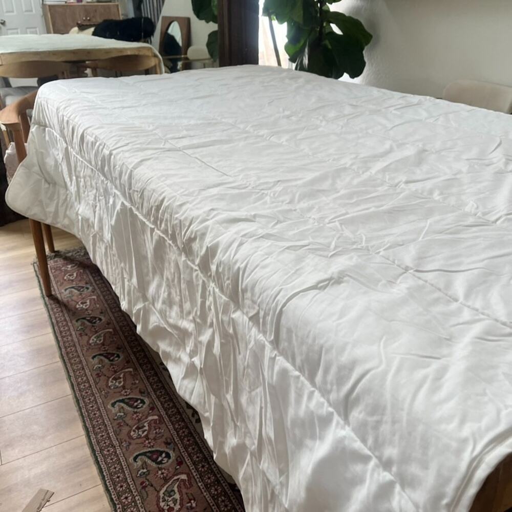 IKEA Smasporre Light Warm Duvet Insert Full Queen 86" x 86"